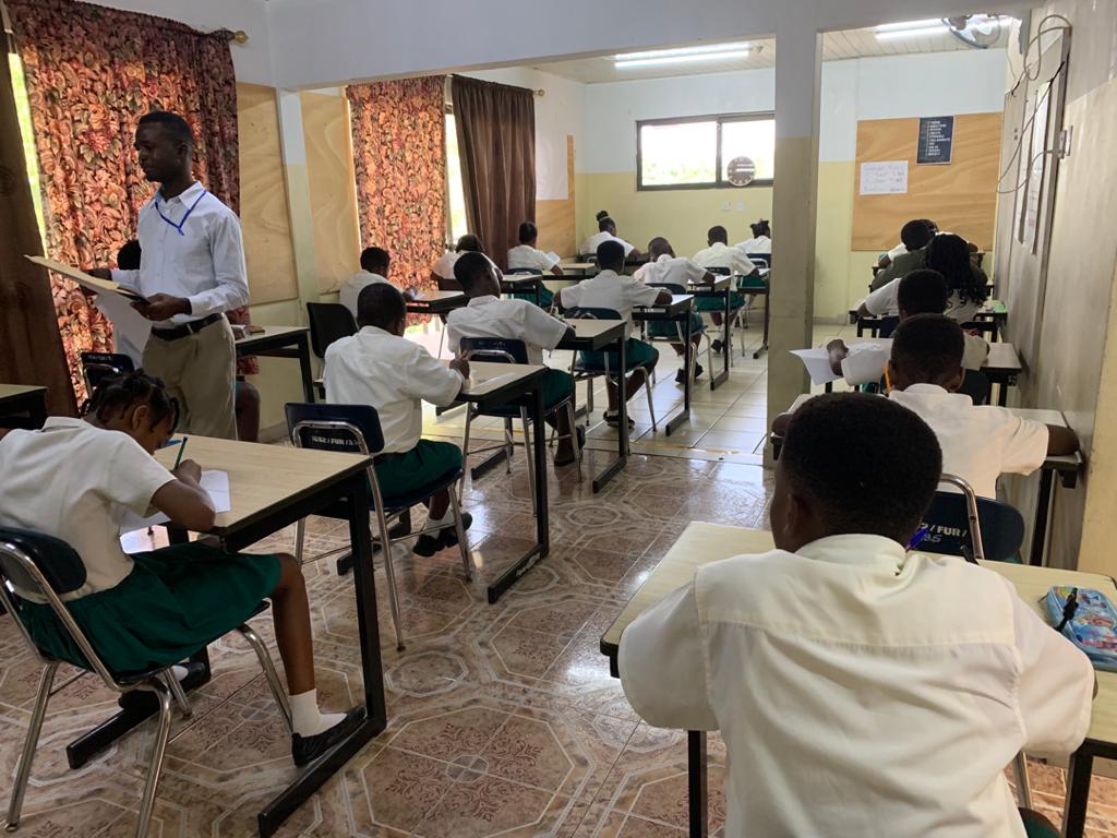 officialicsgh's tweet photo. Exams season is upon us! We wish our learners the very best this week as they complete term 1 #projects and begin end of term #exams.
#studentlife #BeBest #ICSAccra #TheICSExperience #ICSGhana #Ghana #Kumasi #Accra #accratwitterhangout https://t.co/5MFBLSv6fz
