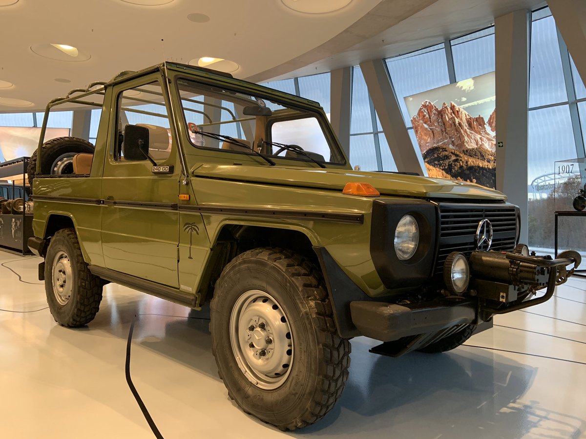 ManeeManjunath's tweet photo. Spent a great Sunday afternoon at the @MB_Museum exploring the special exhibition #40yearsGClass . On display: the very first #GClass from 1979, the ‘Popemobile’ that carried John Paul ll in 1980, Otto the most travelled G Wagon and the 6x6.
#MBMusuem @MercedesBenz https://t.co/UKsOwNZ1xc