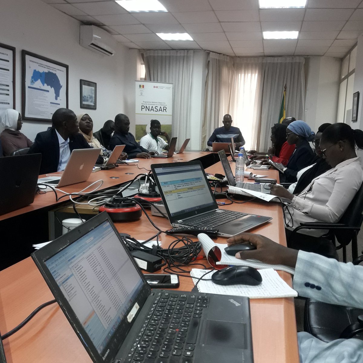 cnsasenegal's tweet photo. Ouverture de l'atelier pour 3jrs de formation à l'analyse SAN pour l'élaboration du document de programme triennale dépense de la sécurité alimentaire III (DPTSA III). @PR_Senegal @FAOSenegal #secnsa @Macky_Sall #sécuritéalimentaire https://t.co/4XemW1r3jo