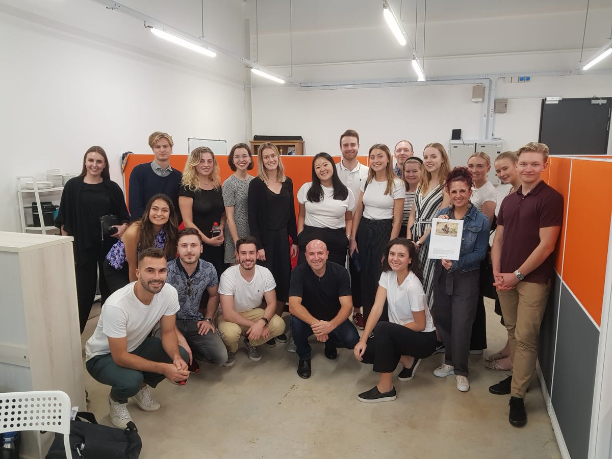 ImpacTechJapan's tweet image. #Impactech had a great sharing session on social tech and global trends for our visitors that came all the way from cold Sweden! The session was followed by an insightful Q&amp;amp;A session on the growing Singapore startup eco-system and on ImpacTech’s beginning.