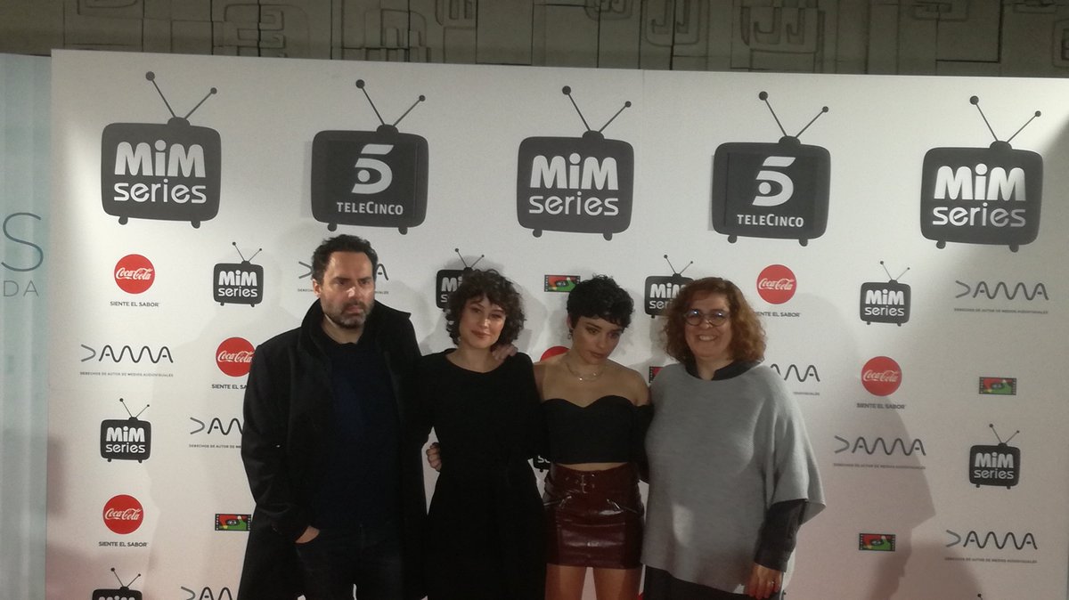 RUEDA DE PRENSA 📺 Telecinco presenta en el #MIMSeries 'Madres: amor y vida', su nueva serie "emocional y reivindicativa" eltelevisero.com/2019/12/teleci…