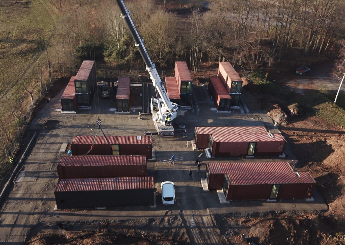 As you can see from a #birdseyeview, all upcycled containermodules arrived safely in #Wertheim. Together with @myhomewertheim the construction went smoothly. The containers were positioned with a crane and connected to the supply lines. 
#woodywertheim