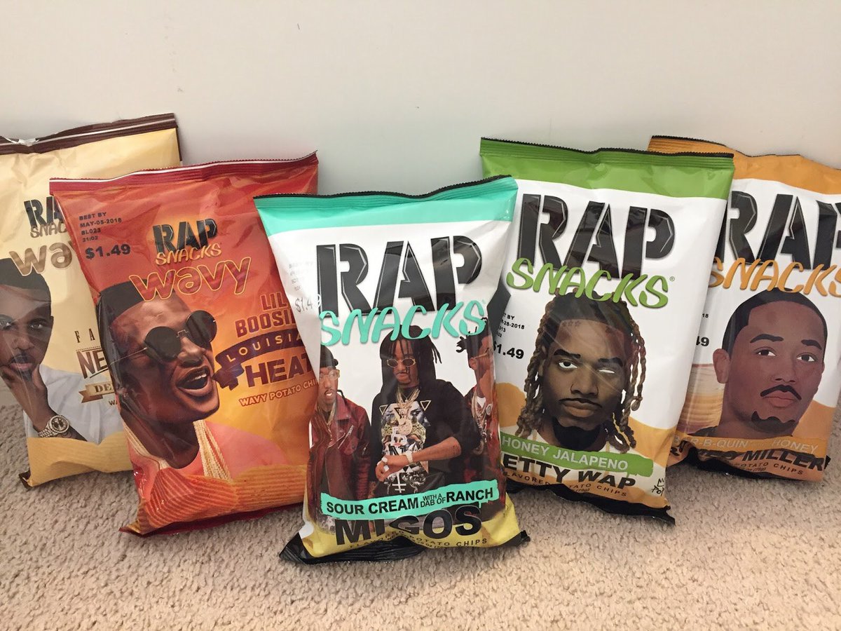 BCollectiveNYC's tweet photo. #BetterSnacksForSanta https://t.co/WH4g9rFCAO