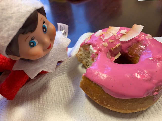 CentertownOrtho's tweet photo. #Holiday time = treats! We caught our little elf Sarah enjoying a donut from @suzyqdoughnuts this morning ... we said it was ok as long as she brushed and flossed right after! 😉👍🍩 #ElfOnTheShelf #CentertownOrthodontics https://t.co/8DCm1ACiuR