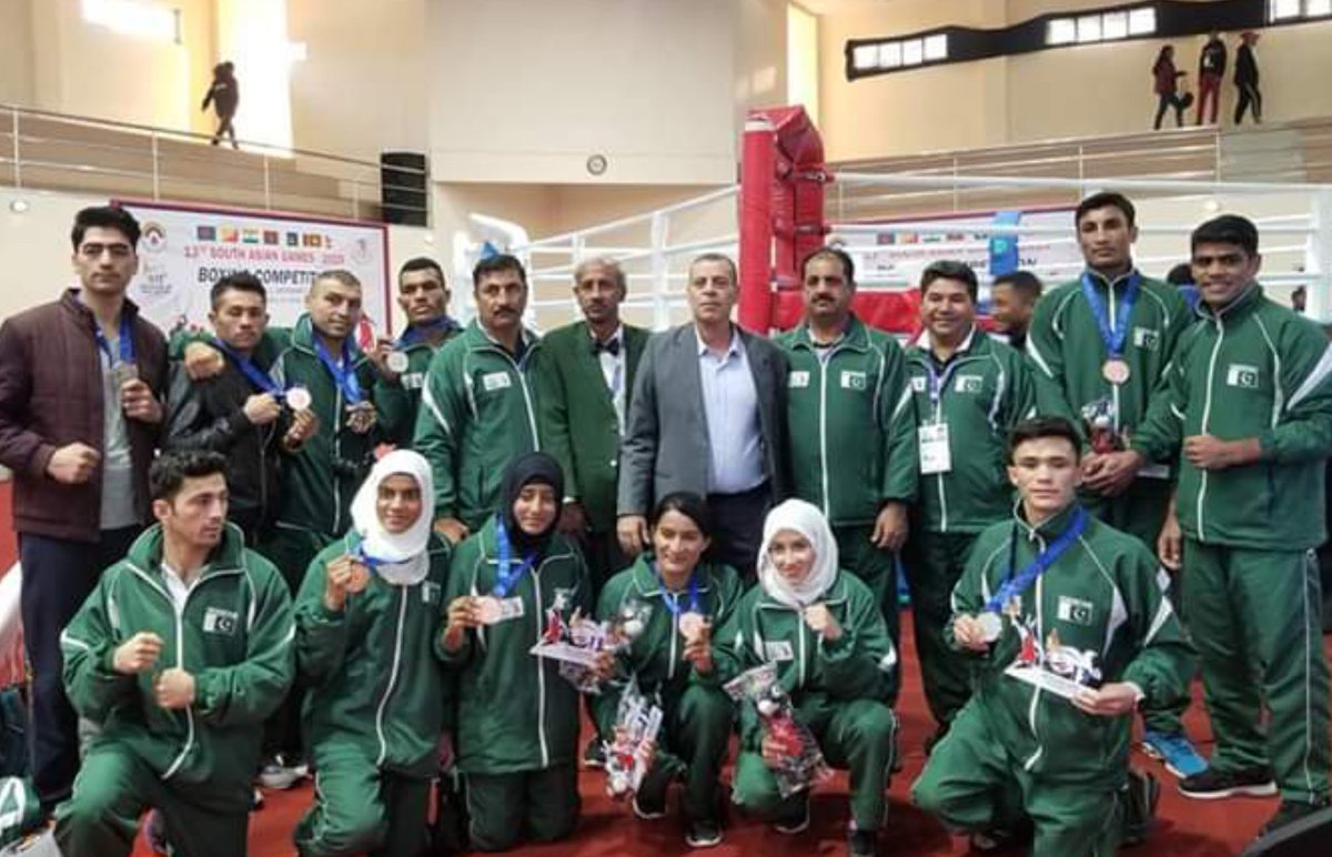 swatiusama18's tweet photo. Alhamdulilah!
Congratulations Pakistan 🥊✌️🇵🇰
Pakistan Boxing Team won 3 Silver and 6 Bronze Medal in 13th South Asian Games Nepal-19. #SAG19 #BoxingChamp #Achievement19 https://t.co/NAQscVZJK4