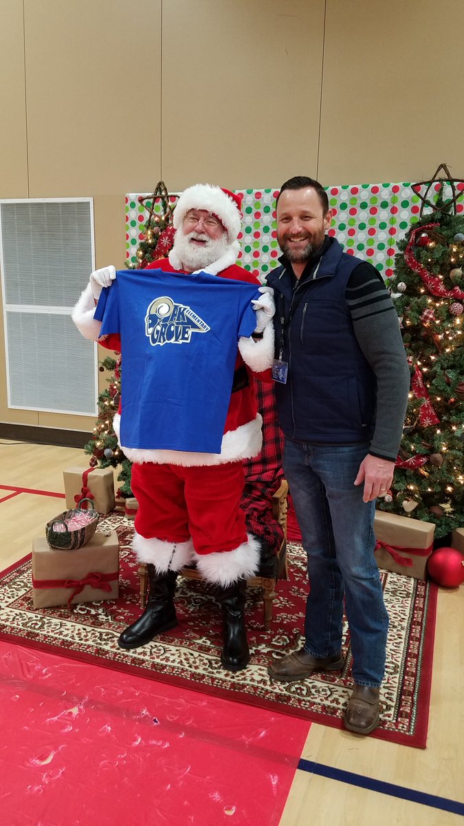 MSDDirectorSul's tweet photo. Thank you New Life Church for sharing our first annual Breakfast with Santa! We had over 400 people attend, including the most important one of all. #santaRAM

@newlifenazchurch https://t.co/1vPpEwoqk7