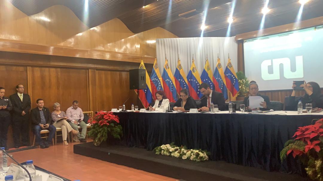 PartidoPSUV's tweet photo. Rectores universitarios respaldan el proyecto de la Universidad Internacional de la Comunicación, durante el CNU. #GobiernoDelPueblo https://t.co/pjtYra56gR