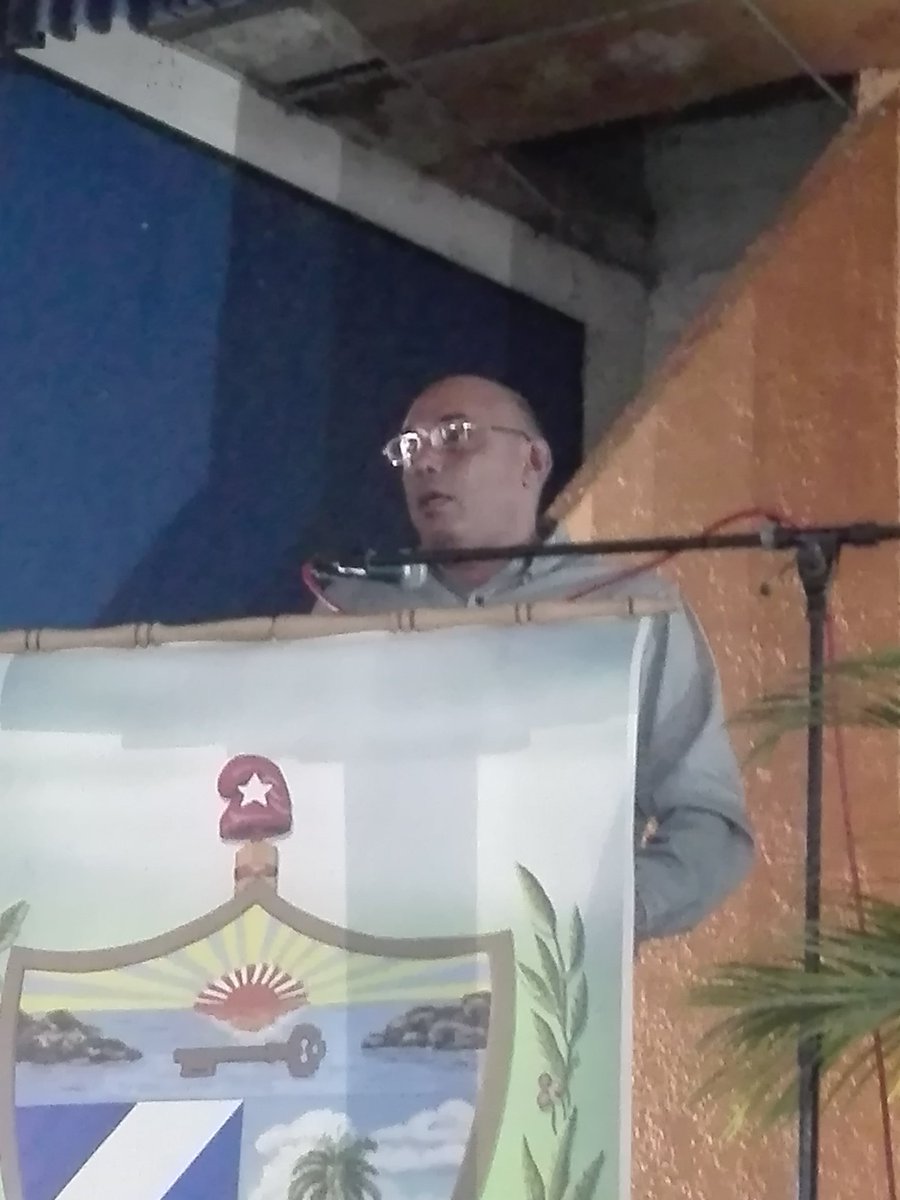 vicepapppvc's tweet photo. @apppvillaclara @DiazCanelB En repuesta @AlbertoLpzDiaz Presidente de @apppvillaclara reflexiona con los delegados del Poder Popular en Encrucijada sobre perfeccionamiento integral del Poder Popular y papel que le corresponde @VanguardiaCuba https://t.co/OOrzkxQUHj