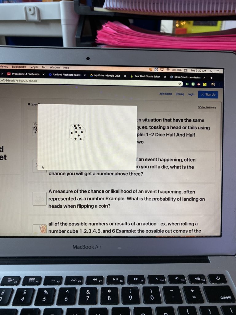 MsHanzelin's tweet photo. First time using the @PearDeck flashcard factory. It yielded some great artwork as we work to explore our new 5th grade unit in probability! https://t.co/ZrL4qFVhPE