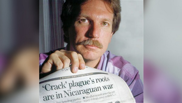 #10Dic 
2004: 
Fue asesinado el periodista norteamericano Gary Webb, q  desenmascaró a la CIA en el mundo de la droga,tráfico para abastecer💰y armas la“Contra”nica. Denunció al narcoterrorista Luis Posada Carriles y a sus cómplices cubano-eeuu involucrados en este neg.
#PLOMO19