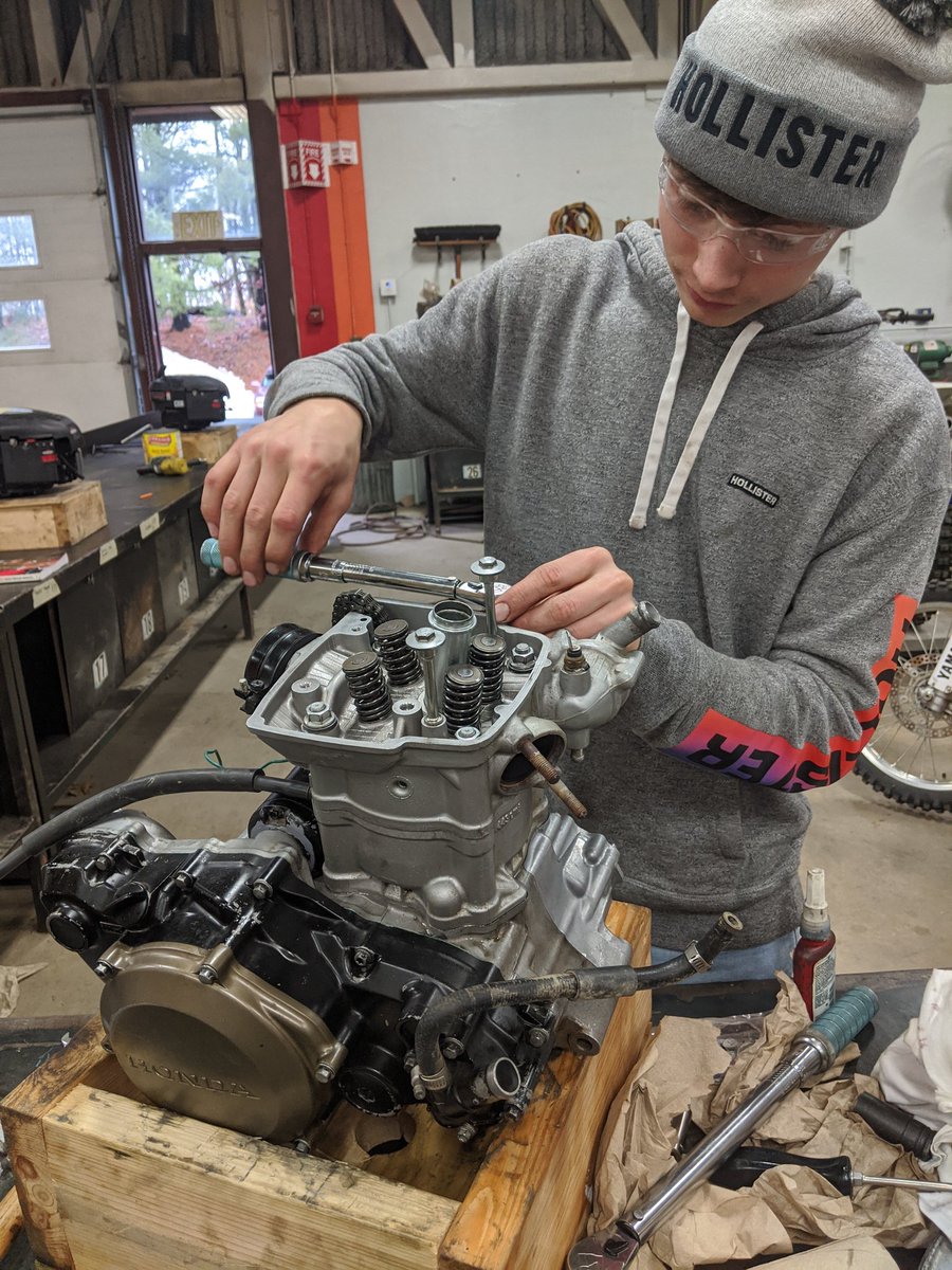 BT Engine Mechanics tweet media