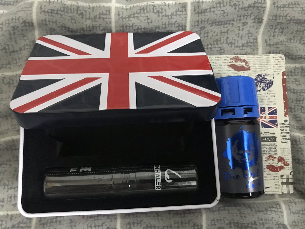 bearnhatrang's tweet photo. Chúc mừng đội tuyển Việt Nam, em sale mạnh nghĩ bán các dòng Popper nhé..!
☘️Sản phẩm gồm: Hộp + 30ml + 10ml + ống hít và ruột thay thế nhé.❤️
Em ship trên mọi miền đất nước nhé..!
0️⃣9️⃣2️⃣5️⃣3️⃣0️⃣0️⃣5️⃣1️⃣0️⃣ nhanh tay inbox để có quà tặng kèm nhé (Số lượng có hạn) https://t.co/zSR2WSaGJZ