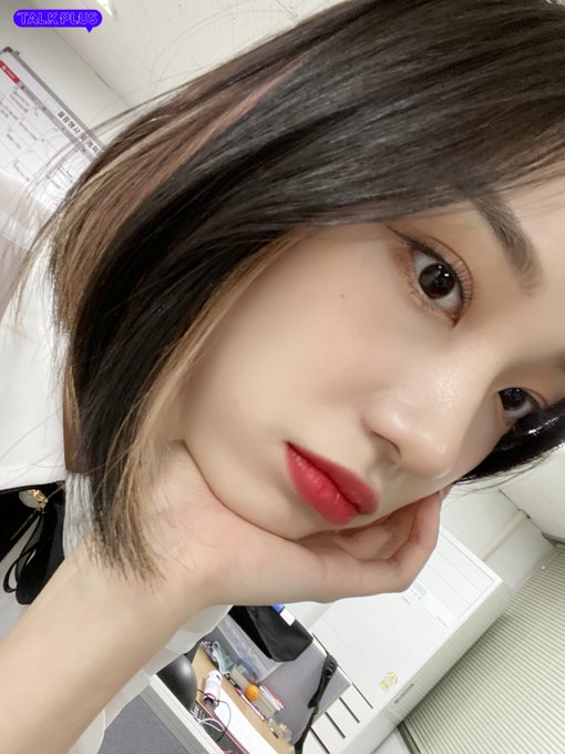 HinaPristinBR's tweet photo. 📷ㅡ 10.12.19: Fotos do #HINAPIA do "Selfie Time" pelo Twitter do OBS Plus (1/3) https://t.co/x2ou0KRrqk