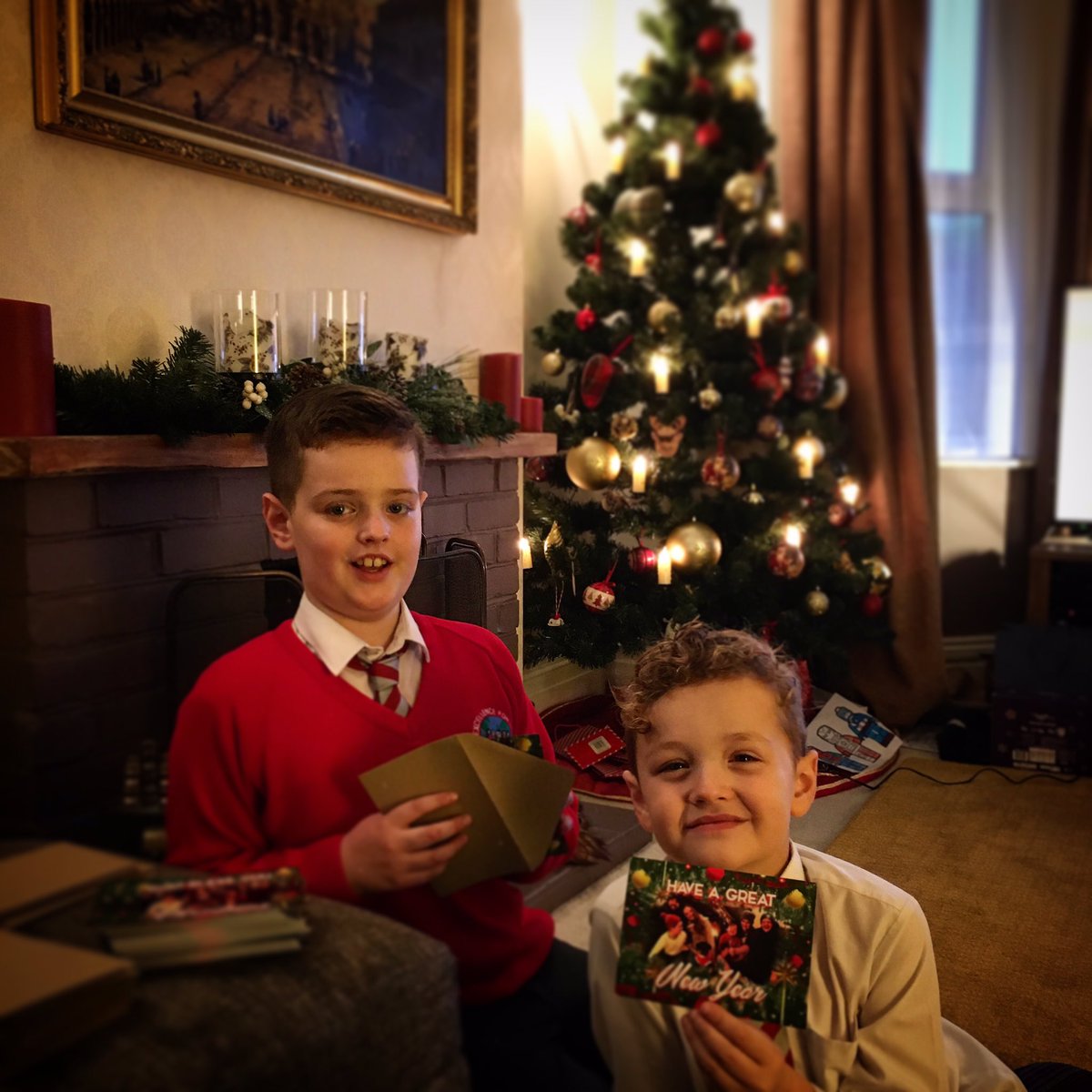 The boys are packing Christmas cards for METRO NY team and staff. METRO has modern day heroes..  @mwknyc <a href="/metroworldchild/">Metro World Child</a> <a href="/BillWilsonMetro/">Pastor Bill Wilson</a>