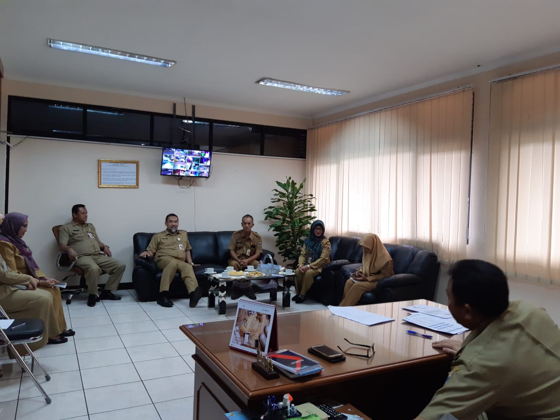 PSBIBD01's tweet photo. Kunjungan dan silaturahmi Kepala Dinas Sosial DKI Jakarta Bpk. Irmansyah dalam rangka meninjau proses pembangunan/rahab Panti Sosial Bina Insan Bangun Daya 1 Kedoya. @DinsosDKI1 

#KamiPeduliGo https://t.co/sO4ngNMgWX