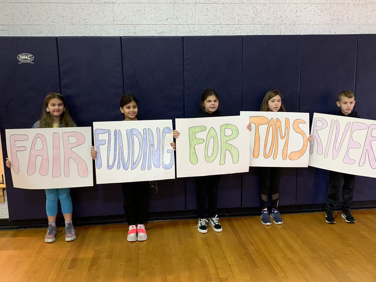 KellySomma's tweet photo. Fair Funding @GovMurphy @wearetrschools #WeAreTRSchools #WhatTRStandsToLose https://t.co/H494cDAovK