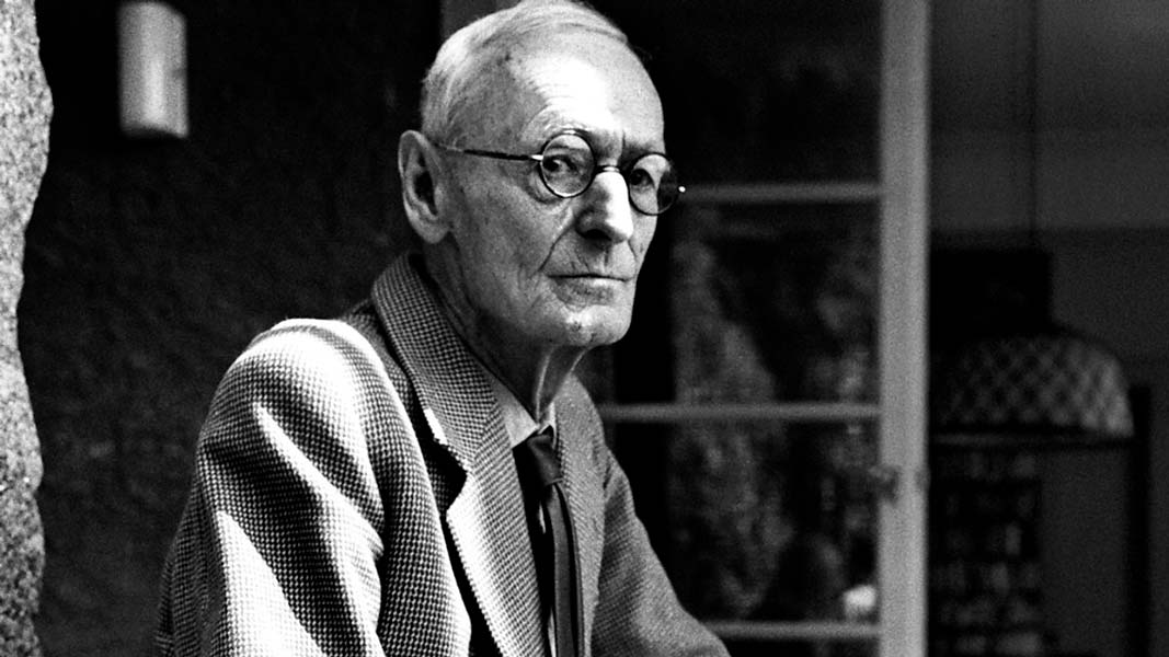 hispanopost's tweet photo. #VocesHP |  Herman Hesse: la huella del lobo estepario, por Felipe Company (@FelipeCompanyPo) https://t.co/secXe3ov5N https://t.co/o4SHA1Sxwk