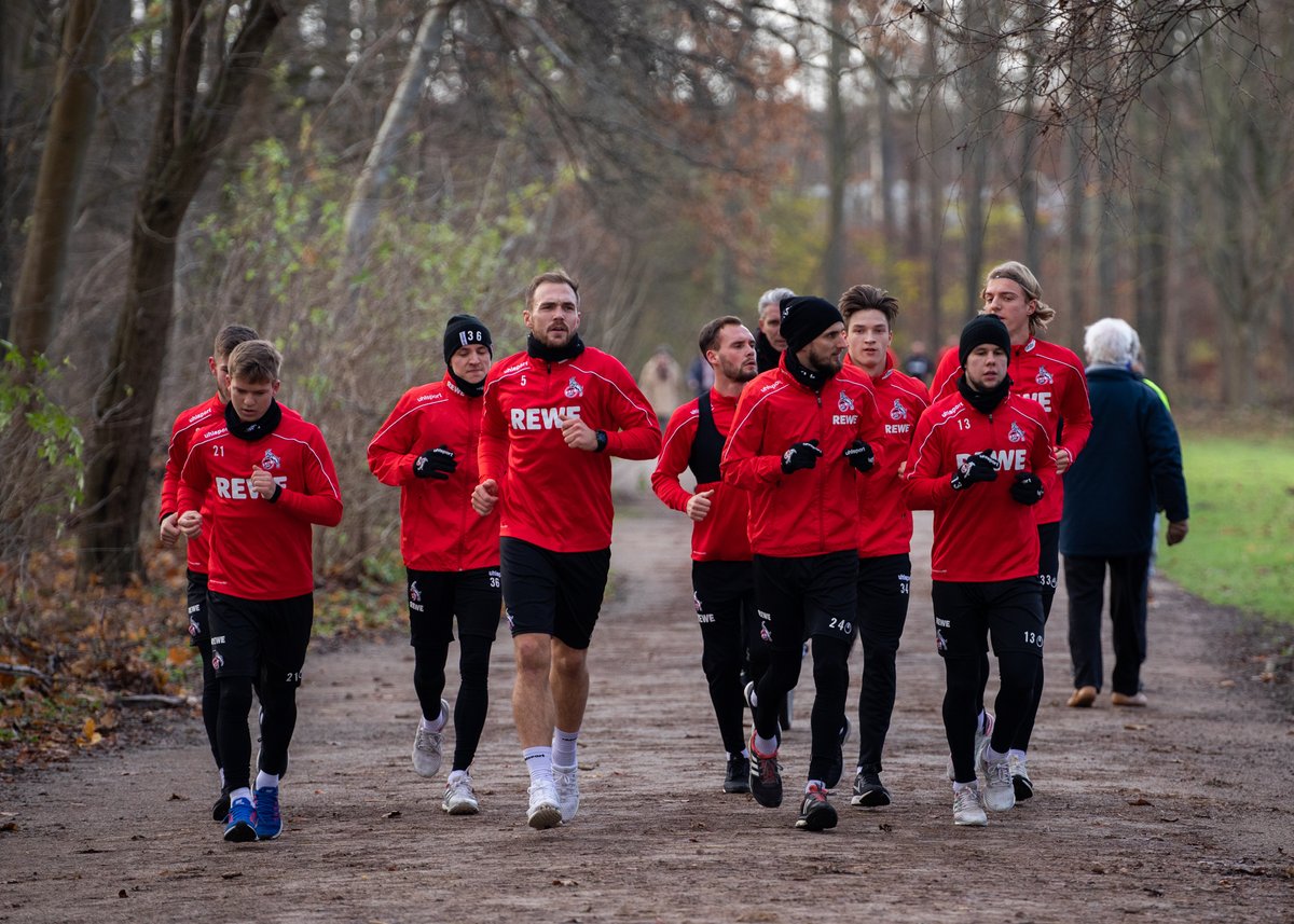 fckoeln's tweet photo. Beim #effzeh ging es heute nicht auf den Trainingsplatz, sondern zum Laufen in den Wald. 🏃‍♂️ https://t.co/efczVWqhSy