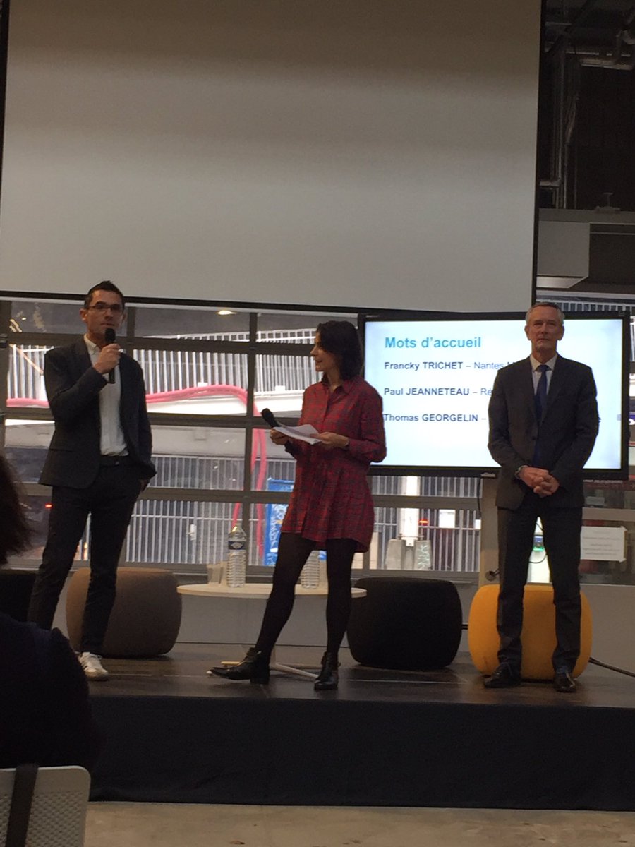 PatrickLEFEBV18's tweet photo. Comité stratégique de la « Creative Factory » dans les nouveaux locaux de l’Université de la Halle 6 « un campus urbain Numérique » avec l’ensemble des partenaires @NantesMetropole @UnivNantes. @ENGIEgroup partenaire https://t.co/UOpnL5N9mO