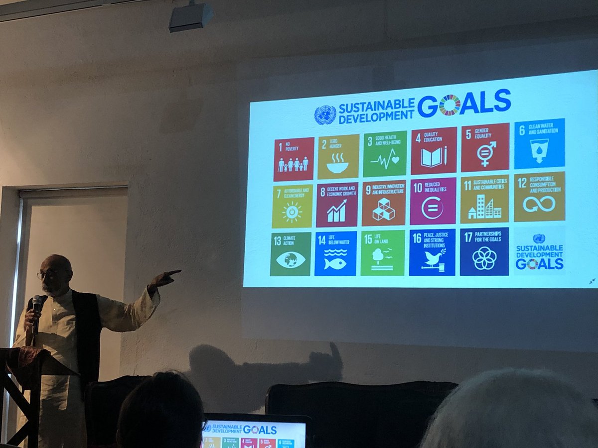 AmritaTina's tweet photo. Great to be at the @inBritish #CraftingFutures symposium @ArtisansCentre - discussing #sustainability #thefutureishandmade #partnerships #sustainablefashion #EdinIndia @JonathanKennedy @SDGoals https://t.co/sLKaHFbVaO