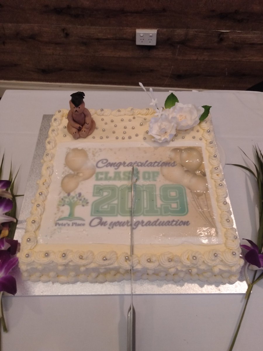 PetesPlace5's tweet photo. Happy Graduation to our year 10 students @PetesPlace5 #ClassOf2019 #PetesPlace #HappyGraduation #wedidit
@WeMarists https://t.co/WhJbDo6B6R