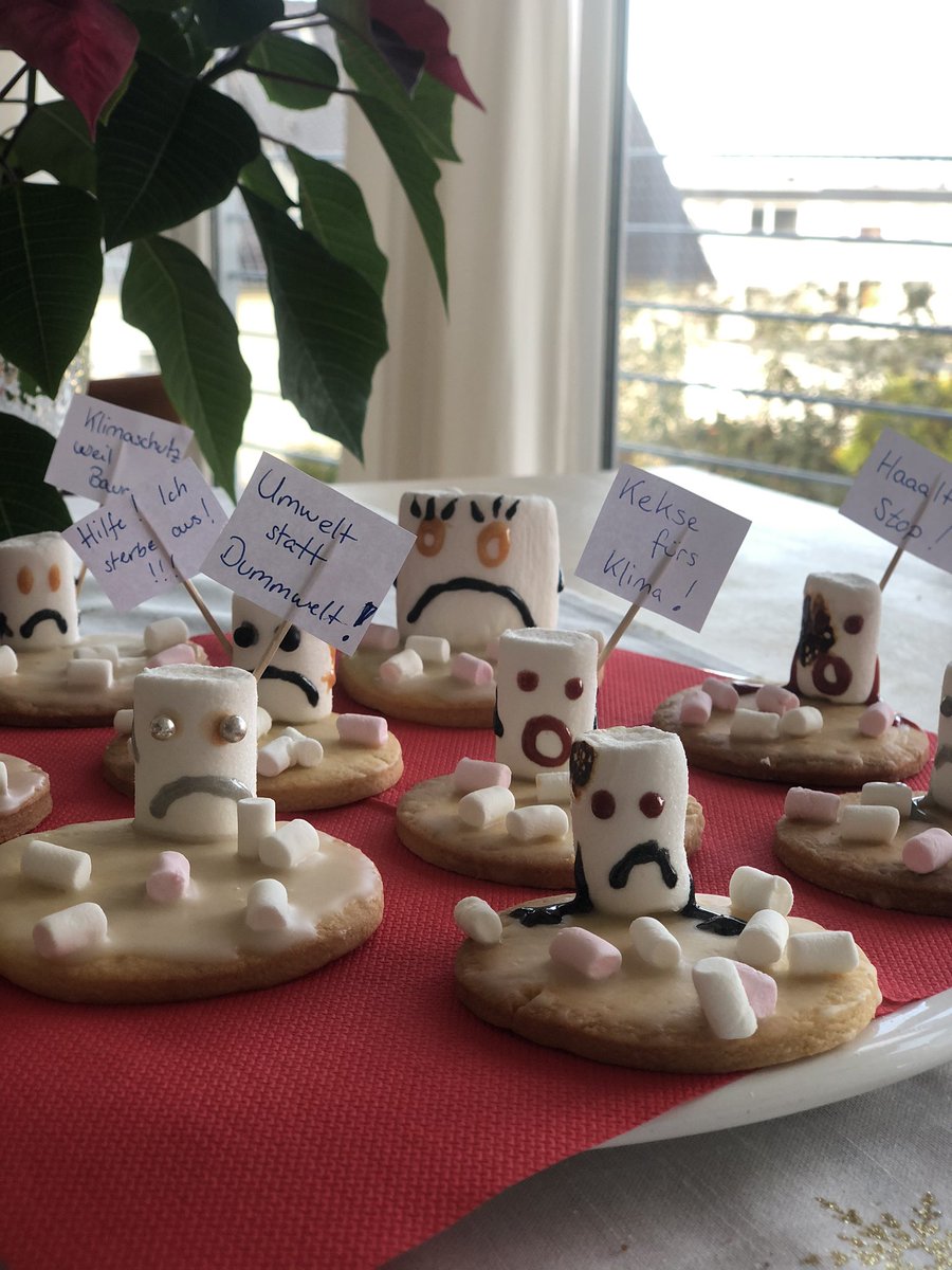 Reena Skribbe tweet media