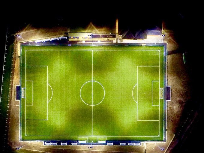 AscotUnitedFC's tweet photo. MATCH NIGHT ⚽️💛💙

Our @ACYFLofficial U18s take on @BracknellAllied tonight at the Racecourse - 📍SL5 7LJ

Kick off 7.45pm
£4 Entry
🍺 🍔 Hot food and bar open 

#YELLAMEN💛💙 https://t.co/JwbbdtxZ7J