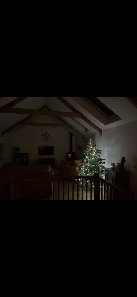 LiveLikeAProUK's tweet image. Well Done Jude 🥰 #AllSorted 🎄@KitsOnCoaching @KitsOnHangers #socozy #ItsBeginningToLookALotLikeChristmas 🎅🏼🎄🎅🏼🎄😍