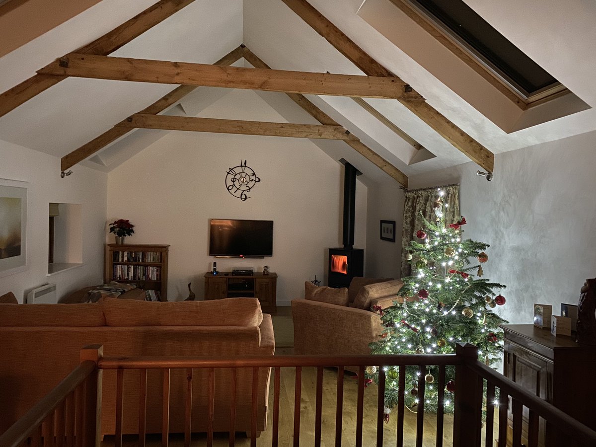 LiveLikeAProUK's tweet image. Well Done Jude 🥰 #AllSorted 🎄@KitsOnCoaching @KitsOnHangers #socozy #ItsBeginningToLookALotLikeChristmas 🎅🏼🎄🎅🏼🎄😍