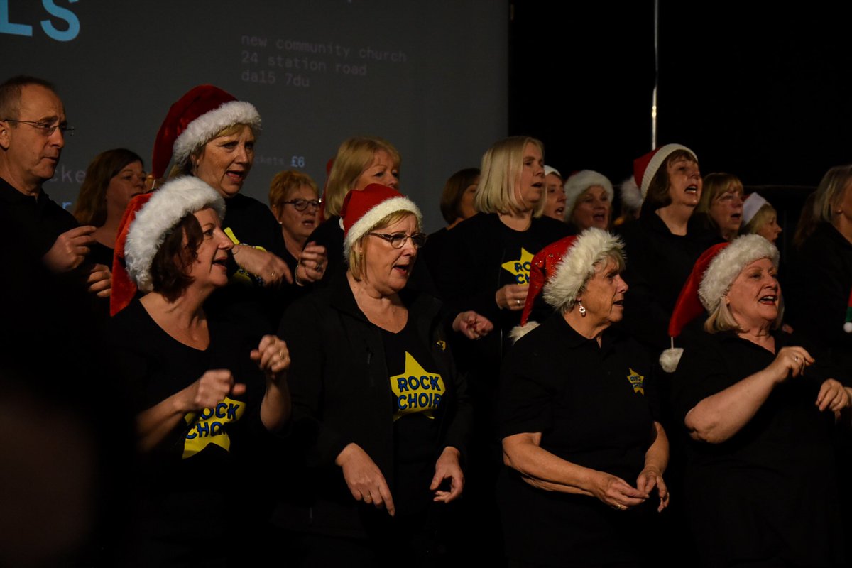 SidcupPartners's tweet photo. A small preview of some of our photos from our Christmas Extravaganza!

#sidcup #workingtogether #thumbsupsidcup #christmas #preview #stalls #performers #grotto #entertainment 

__________

Photo credit Ciarán Tragheim https://t.co/IvuRlZsCOk