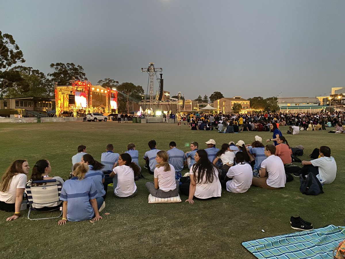 simon__martino's tweet photo. A beautiful evening celebrating the Eucharist and the end of a very life giving #ACYF2019. The @NewmanCollegeWA crew expertly led by @Clare_Cole_ @RebeccaBramanto and others to have their own encounter and to #listentowhatthespiritissaying @johnfinneran @LisaFogliani https://t.co/UyUo3TxFqR