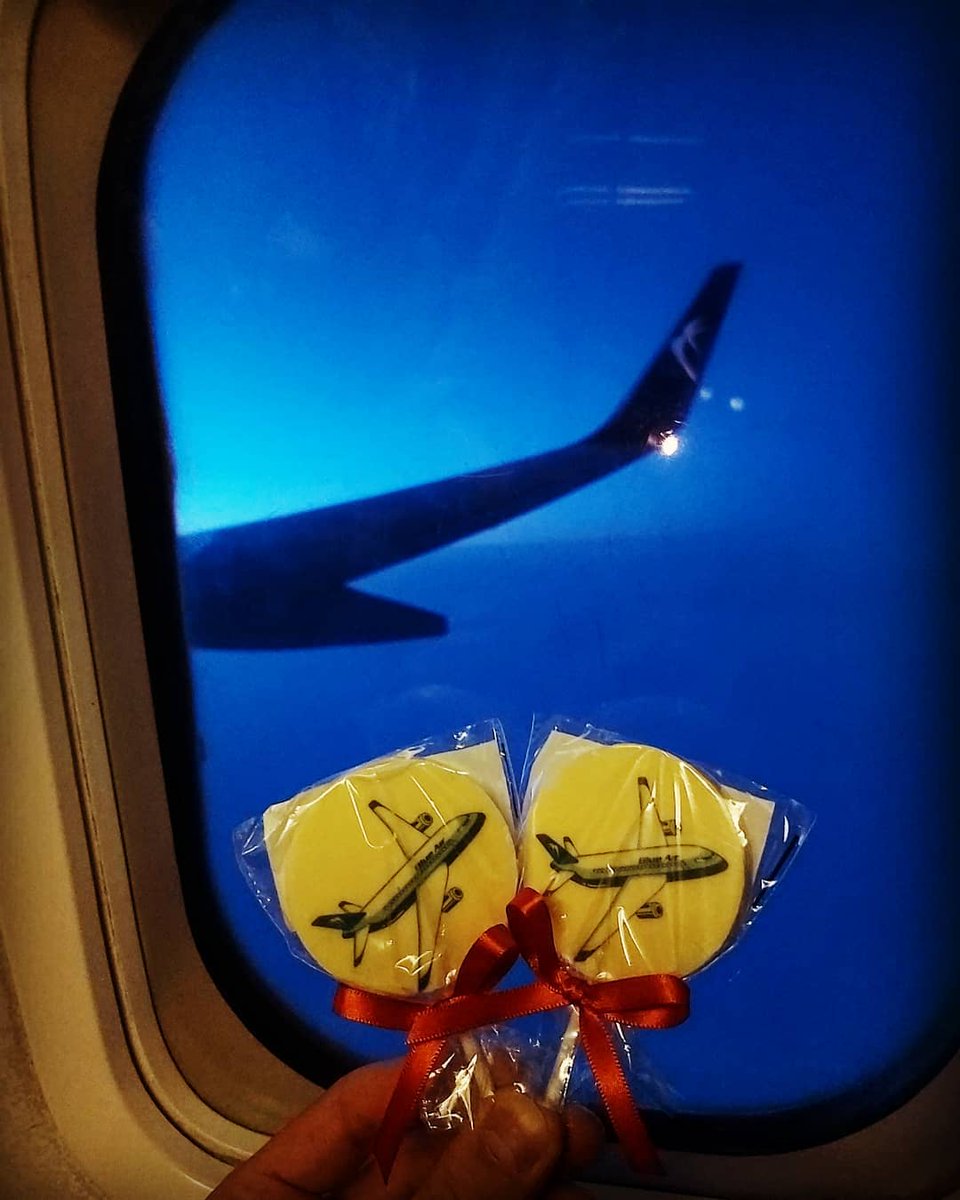 This is a lovely shot, but wouldn't it be best if you were on the plane itself traveling to a new destination?
Fly Blue Air and let yourself be immersed in these spectacular sights!
Tickets: flyblueair.com
Footage courtesy of <a href="/valentina/">valentina de santis</a>.tadini.