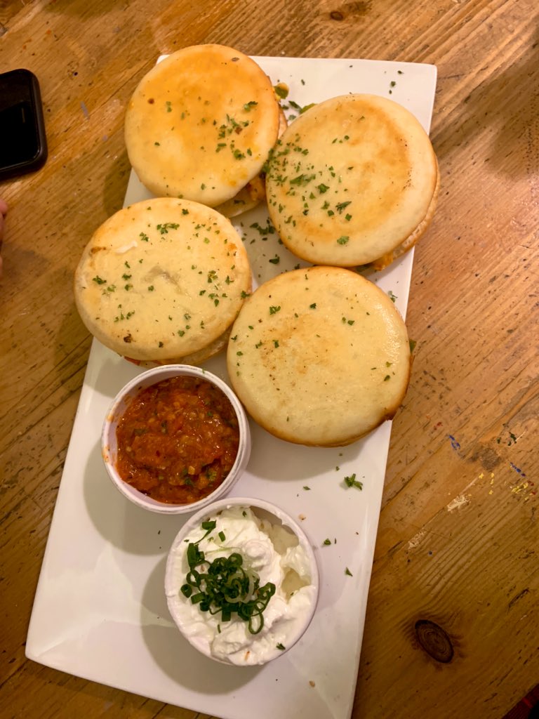 apekshapandey04's tweet photo. What is life without good food? NOT A GOOD LIFE!
#livetoeat #theopendiaries https://t.co/DJViGXfsEQ