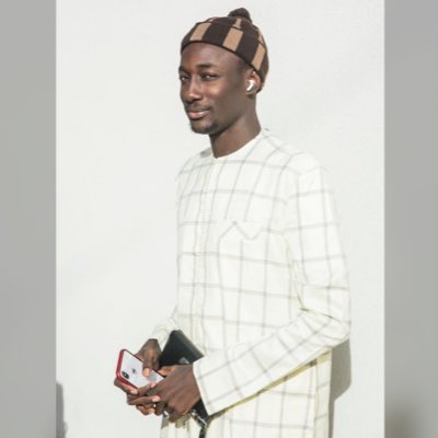 Mainaa__a's tweet photo. Patron du monde mondial 😂 le CEO préféré de vos CEO 😌 #NewProfilePic https://t.co/o3XVB4s1Bv