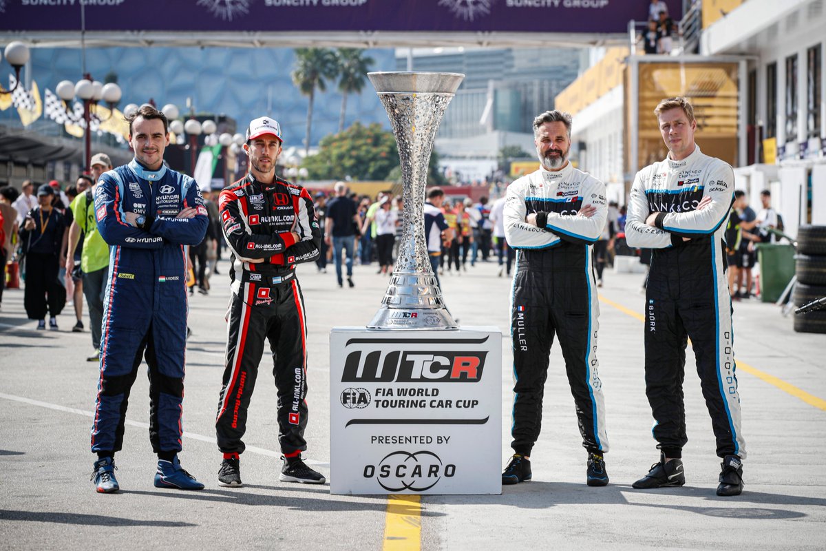 FINALE PREVIEW 📠 #LynkCo #CyanRacing heads for historic four-way @FIA_WTCR 🏆 title 🏆 showdown in Malaysia 🇲🇾: bit.ly/36m4N5m
#WTCR