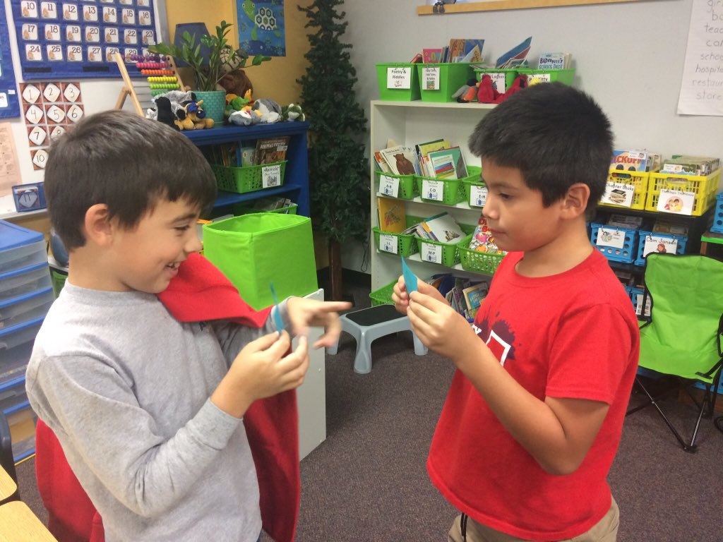 MrsPerkinsTeach's tweet photo. Quiz Quiz Trade is such an awesome way to review our 2D and 3D shapes!  #AubreyProud #InspiringChaps #Kagan https://t.co/953H1OZRAS