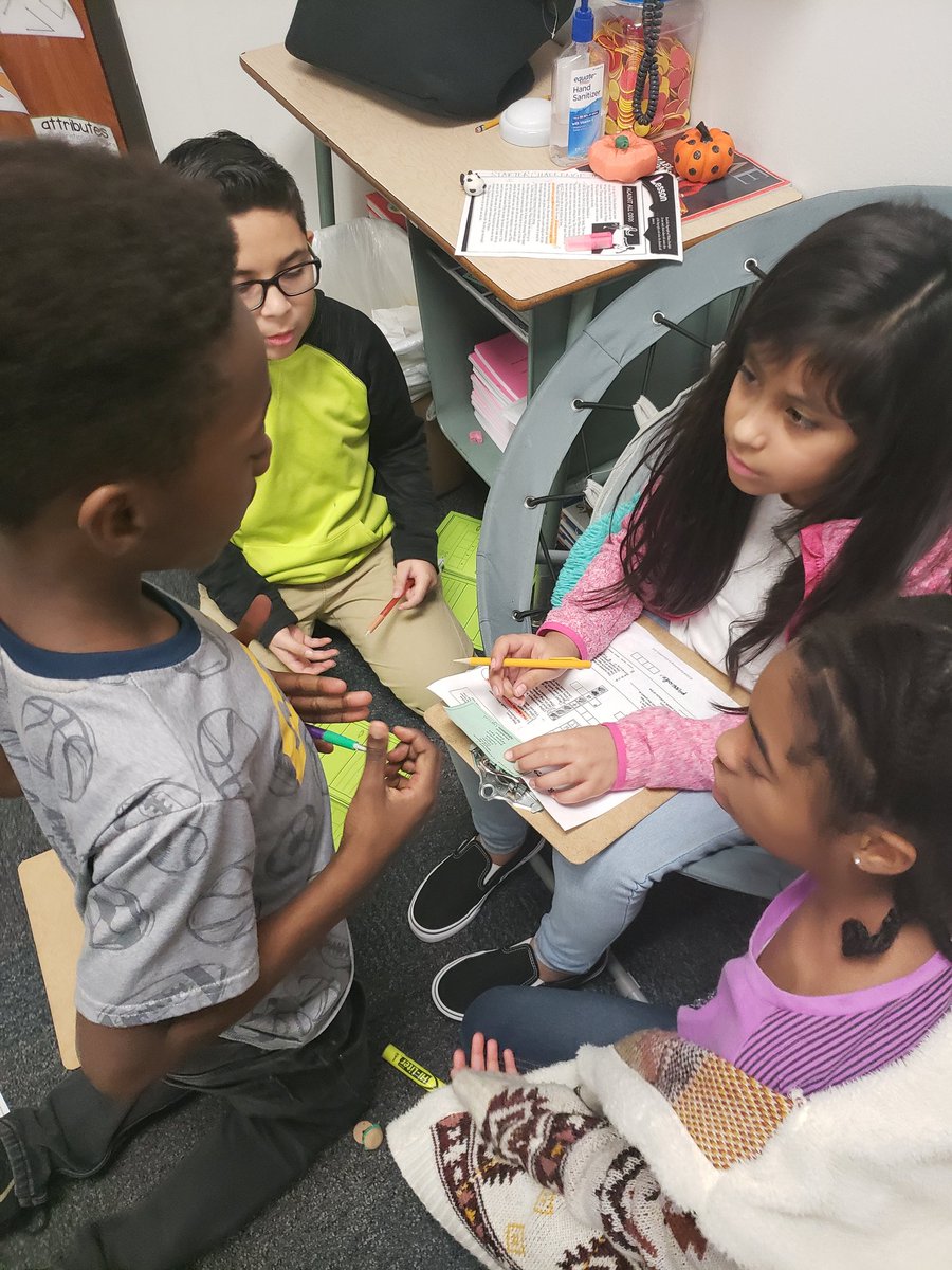 LearnNLipstick's tweet photo. Escape from Planet Emoji escape room to review for our Reading Benchmark! All Hail the Emoji Queen πΈπ @conroeela @ReavesBees #conroeisd #fourthgrade #teacherlife #reavesbees #escaperoom #elementaryELA https://t.co/EdRXHkKWRO