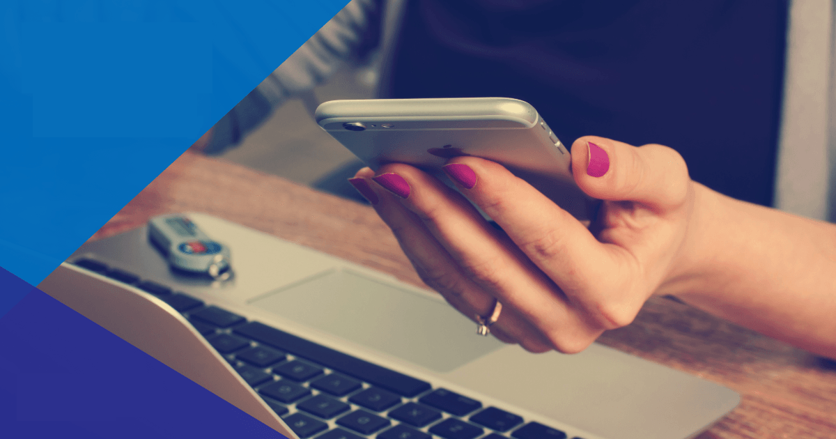 Etibolsa's tweet photo. 💻 Recuerda que puedes visitar nuestra web desde cualquier dispositivo, estamos optimizados para ordenador, tablet y smartphone.

🛍 Elige tus productos y tramita tu pedido estés donde estés. https://t.co/4lv34TYqIE