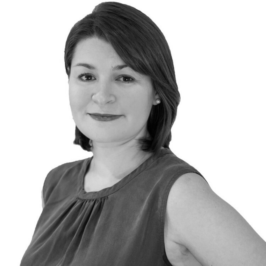 guywiththedog's tweet photo. Valerie is our Business Marketing Manager, she’s making sure everything is running smoothly behind the scenes again. She makes sure our front line is always able to perform their best. #dreamteam #theguywiththedog #realestate #narcityottawa https://t.co/JYMkFX88T9
