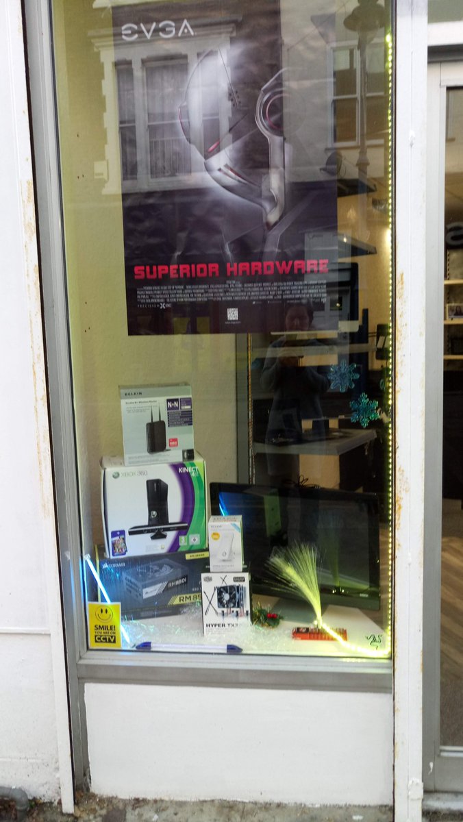 AALC_UK's tweet photo. This time of the year is (more): Sharing🤗, Love💞, Giving, Caring, Celebrating🥳, Believing 👫
#Sheerness #AALC #AllAboutLaptopsAndComputers #FestiveSeason #LocalBusiness #Repairs #Services https://t.co/EZZ1RcA6gx