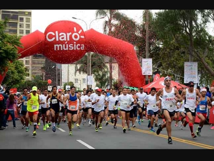 Teamsport_pe's tweet image. El domingo 22 de diciembre se realizará la #carrera navideña “Claro Música La Vuelta a #SanIsidro8k” organizada por #PerúRunners, donde participarán más de 4000 atletas. Ingresa al link ➡️ bit.ly/2r4aC8G y entérate cómo son las inscripciones...
#event #claromúsica