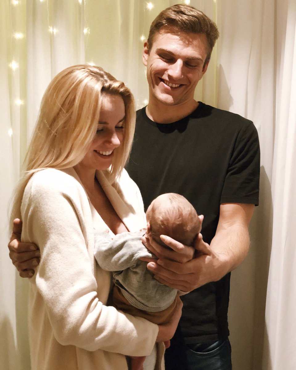 HE'S FINALLY HERE - Eindelijk is ons ventje er! Onze kleine Lex tessvonpiekartz.com/hes-finally-he…