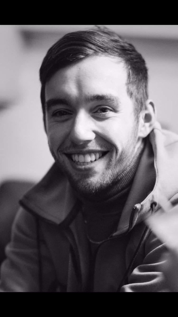 ONZE VRIEND MAX IS VERMIST!!!!!Help ons met zoeken door dit te DELEN, alle tips zijn welkom! Laten we zorgen dat dit bericht ook in België aankomt! Alvast heel erg bedankt!!!