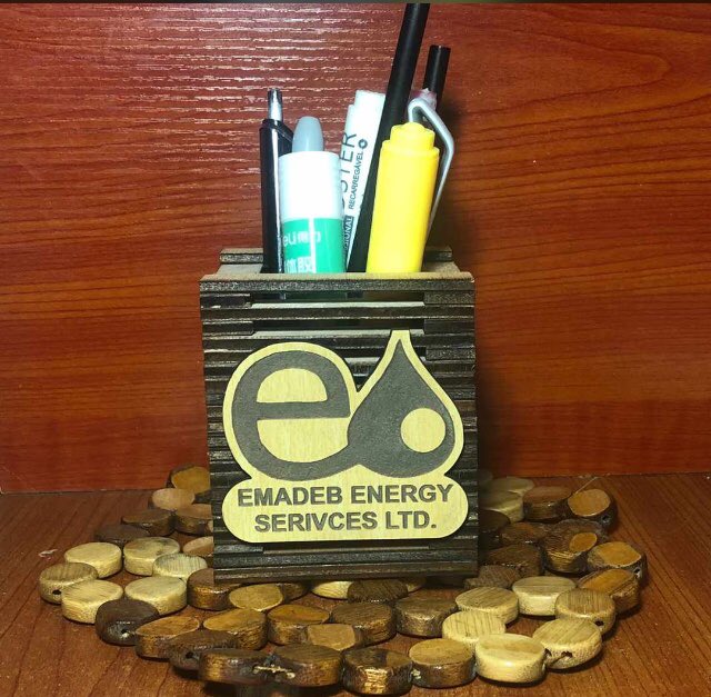kariwoodwork's tweet photo. Thinking of a perfect gift for your boss, colleague, dad or clients this Christmas? Let’s customize you a wooden pen holder😍. It’s classy, unique and most importantly- it lasts forever💃...we are just a DM away 😁#woodwork #Abuja #AbujaTwitterCommunity #tega https://t.co/rABFElI5Rf