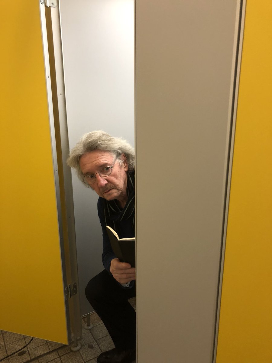 vhs_hietzing's tweet photo. Am Stillen Ort. Die Macht der Literatur. Nobelpreis 2019. Der Film. https://t.co/UTst8zVdyA https://t.co/tU5j1bmMAw