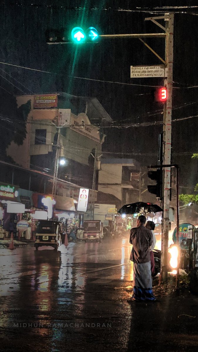 Im_R_Midhun's tweet photo. #rainyday 
#mobilephotography #photography #streetphotography #PicOfTheDay #indian #kerala https://t.co/QRvl0YGgqm