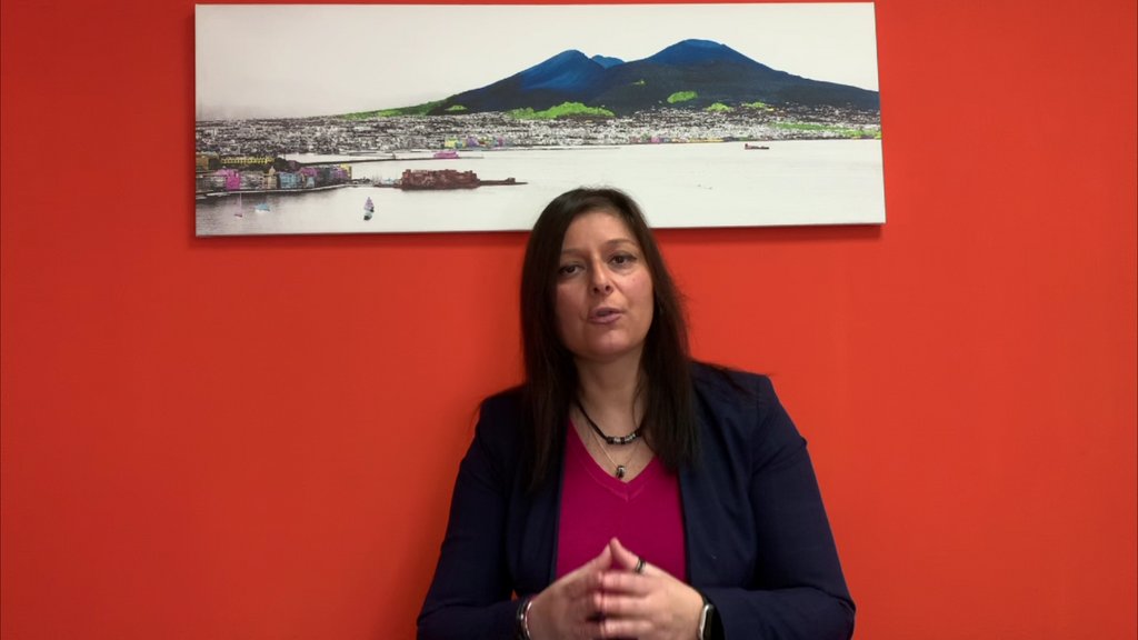 Oltriamo's tweet photo. https://t.co/FIKryswzfg
4 step pratici per creare #motivazione e #benessere nella tua #azienda. 
- ATTENZIONE
- ACCOGLIENZA
- ASCOLTO
- ATTIVAZIONE
Scoprili tutti nel video di @Rosix78, mentor del #metodoOLTRE e #Leadership Trainer --> https://t.co/FIKryswzfg https://t.co/nY3gKPhCEZ