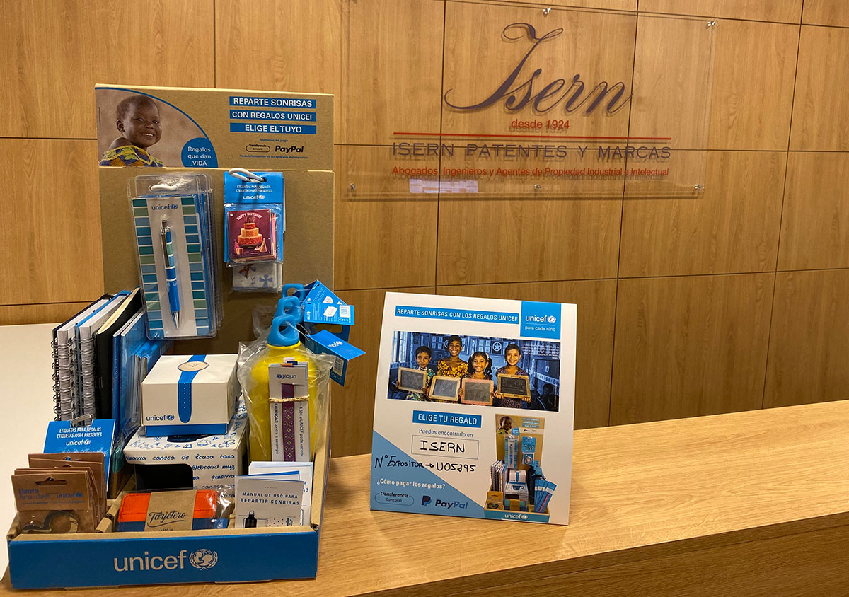 ISERN_IP's tweet photo. 🎄🎅As a socially responsible company, we want to support @unicef. Therefore, we have launched a solidarity action in our offices for all to collaborate through the Unicef exhibitor👶 #GiftBlue #TogetherWeAdvance #ChristmasForAll https://t.co/nFMBjEmT20