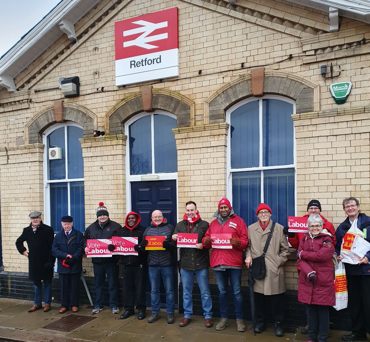 MorrisonKeir's tweet photo. Cold, wet, but far from miserable!
Back on the doorstep in Retford, ensuring we keep Bassetlaw red!
#WinWithLabour #VoteLabour2019 #GeneralElection19 https://t.co/qJbgmBxjBM