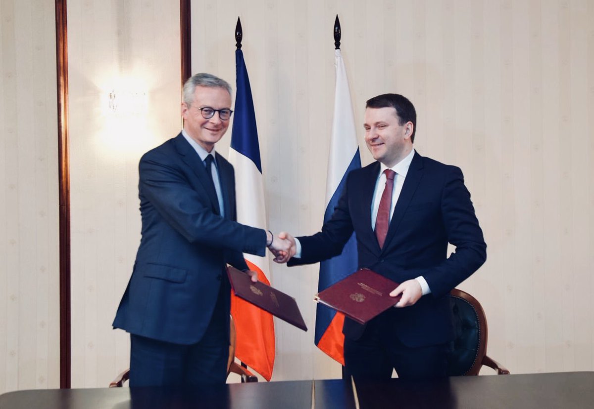 BrunoLeMaire's tweet photo. Lors du #CEFIC mon homologue Maxime Orechkine m'a assuré que la Russie soutient une solution à l'OCDE sur la taxe numérique. Ce soutien est important pour arriver à un accord international sur ce sujet  début 2020. https://t.co/k4K5xWX51v